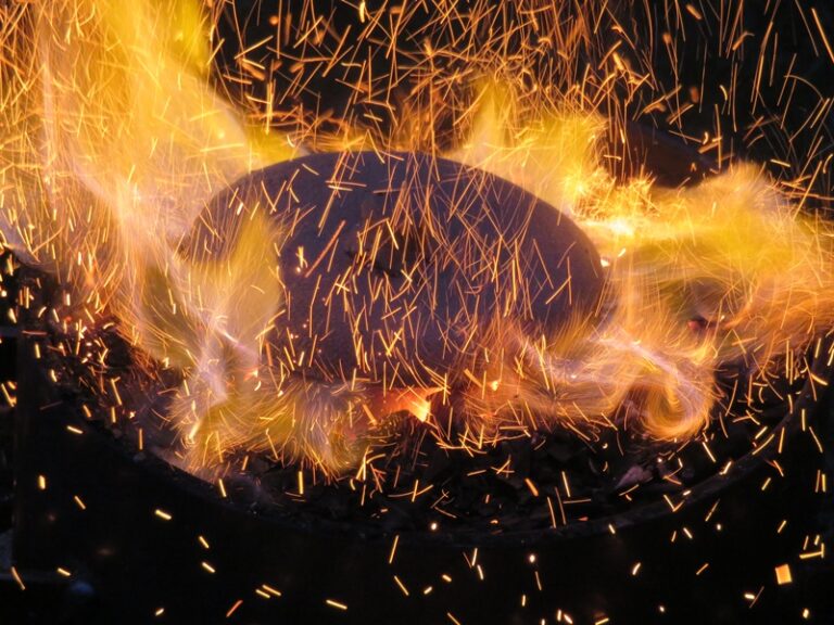 Flammen und Funken – Fotoalbum Alchemie von AlchemieX