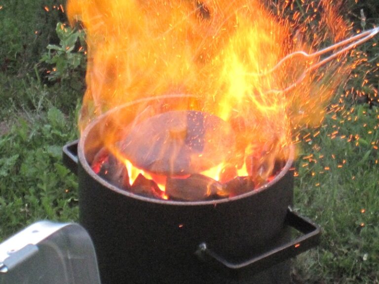 Feuer und Funkenflug – Fotoalbum Alchemie von AlchemieX