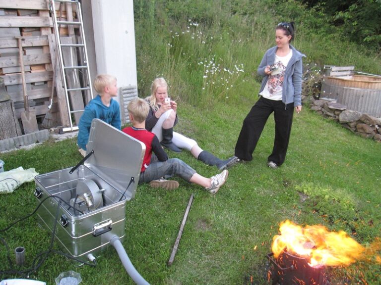 Gemeinsamer Versuch im Garten – Fotoalbum Alchemie von AlchemieX