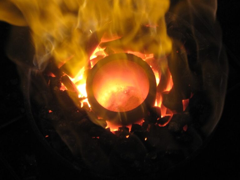 Schmelzofen bei Nacht – Fotoalbum Alchemie von AlchemieX