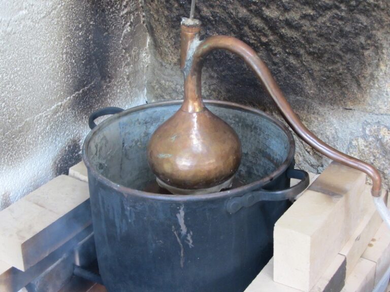 Kupferapparatur im Wasserbad – Fotoalbum Portugal von AlchemieX