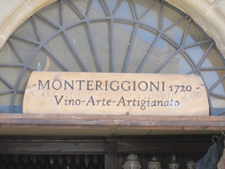 Schild in Monteriggioni – Fotoalbum Urlaub von AlchemieX